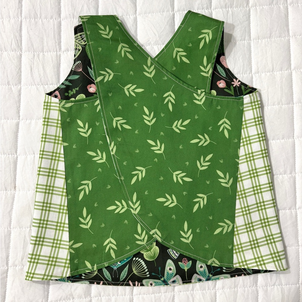 Hand Crafted Matching Set Green and Black Butterfly - Picture 4 of 6